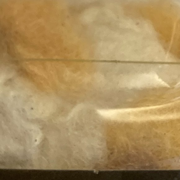 24 Dimensions FeltWorks 100% Wool Naturals Curly Roving 0.25oz Needle Felting - Picture 4 of 12